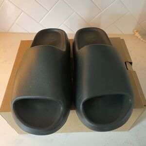 Yeezy Slides